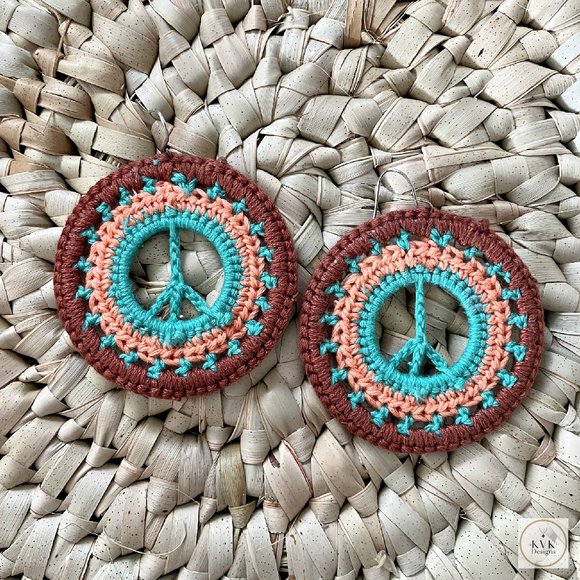 Peace Sign Crochet Earrings, Boho Earrings, Hippie Earrings, 70's Earrings - Picture 3 of 6